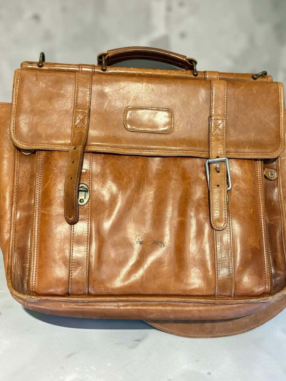 Vintage Wilsons Leather Mens Cognac Briefcase Messenger Bag Missing Clip